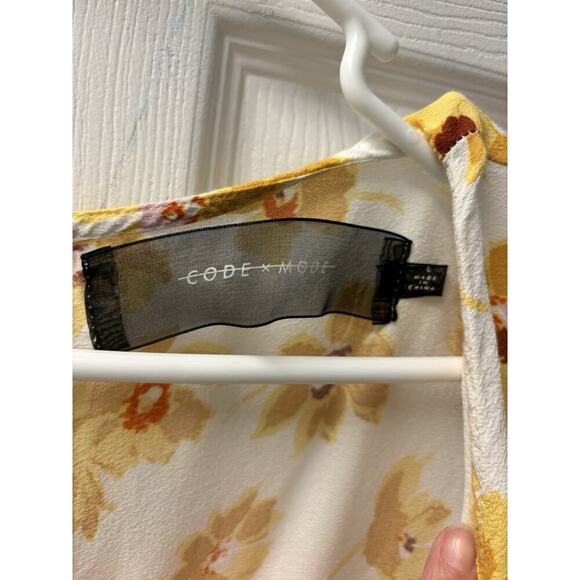 Code Mode Yellow Gold And White floral Sunflowers Swing Dress Size L - Picture 3 of 6